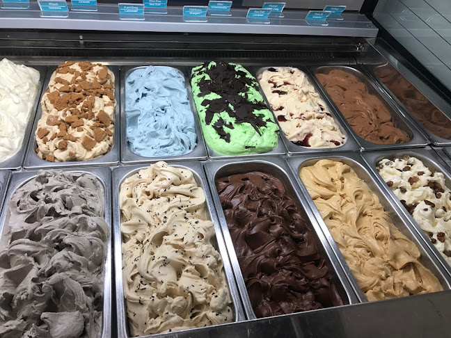 Opinii despre Churn Creamery în Singapore - Hospitality and gastronomy