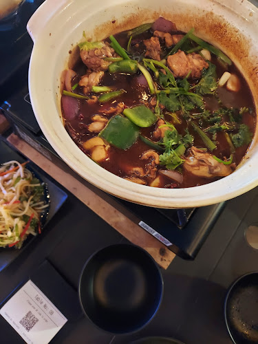 Opinii despre 不饿不坐 în Singapore - Hospitality and gastronomy