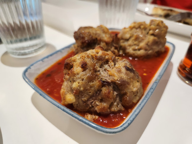 Opinii despre Gusta Sourdough Pizza Co. în Singapore - Hospitality and gastronomy