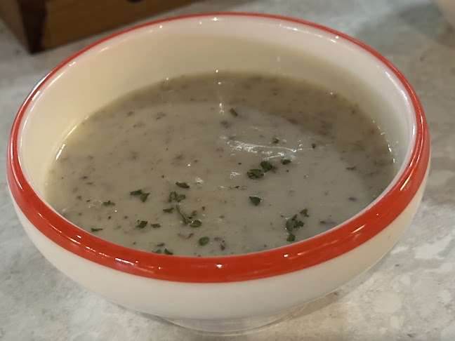 Opinii despre COLLIN'S® Tampines 1 în Singapore - Hospitality and gastronomy