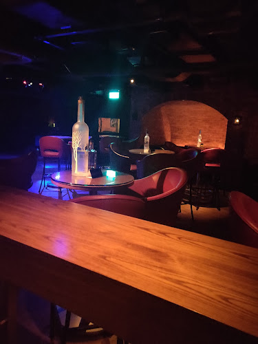 Opinii despre BRIX în Singapore - Hospitality and gastronomy