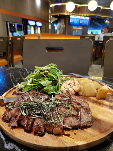 Brewerkz Riverside Point - Hospitality and gastronomy