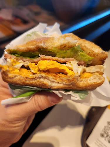 Opinii despre McDonald's SAFRA Punggol în Singapore - Hospitality and gastronomy