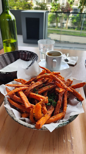 Comentarii opinii despre Supply & Demand, Novena