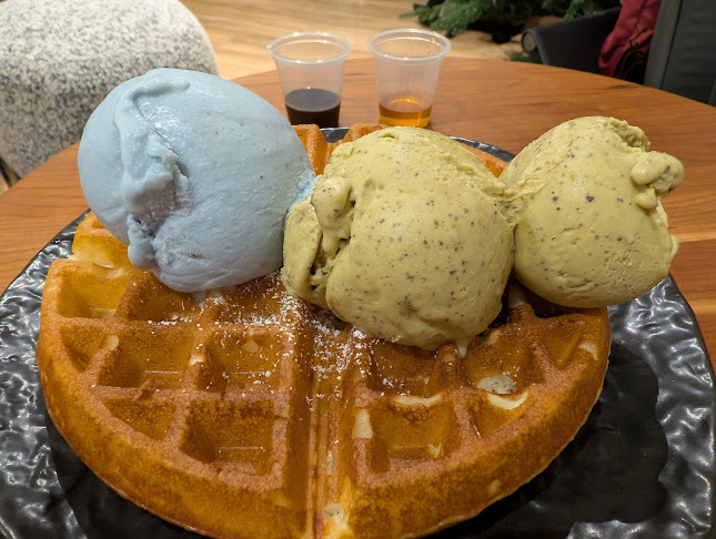 Sweet Cheeks (Potong Pasir) - Singapore