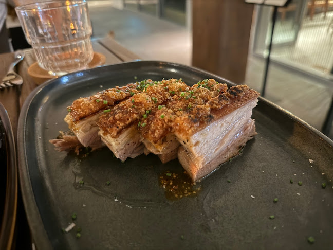 Comentarii opinii despre Fireplace – Open Wood Fire Grill @ One Holland Village