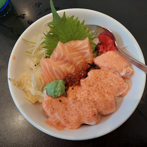 Comentarii opinii despre Standing Sushi Bar