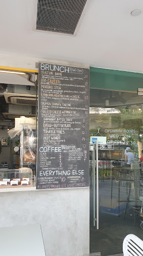 Royal Thai Boat Noodles & Bar