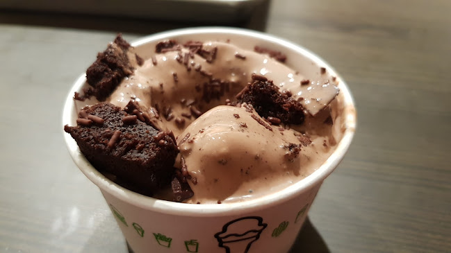 Shake Shack - Hospitality and gastronomy