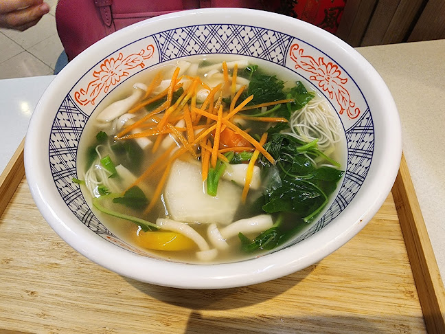 Red Apple Veggie Cafe - Singapore