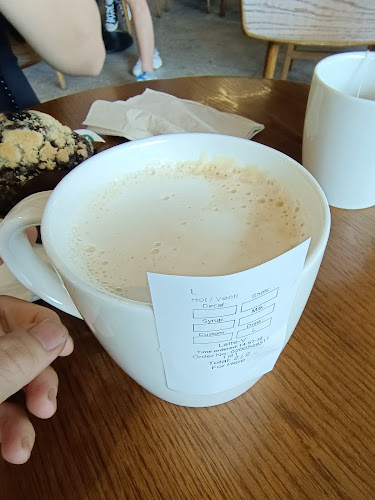 Starbucks Reserve - Hospitality and gastronomy