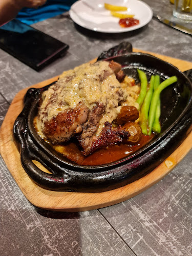 Opinii despre Devil's Kitchen în Singapore - Hospitality and gastronomy