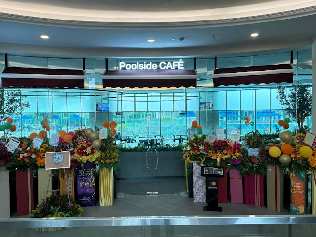 Poolside Café - Singapore