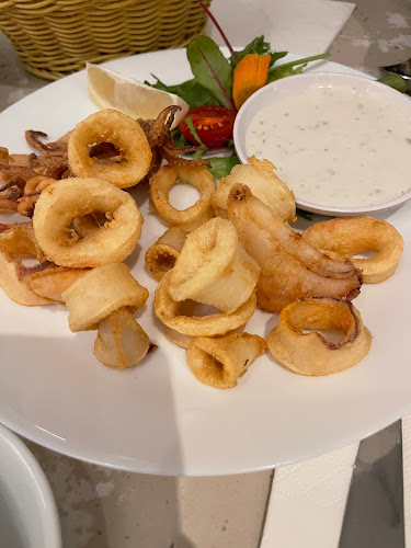 5 Greendale Ave, Singapore 289501