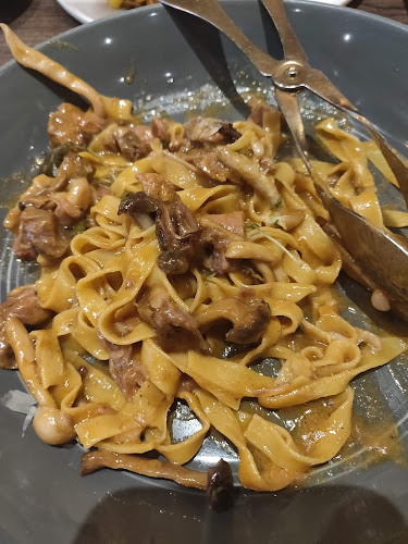 33 Hongkong St, Singapore 059672