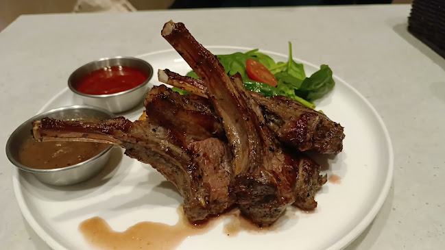 COLLIN'S® Shaw Plaza