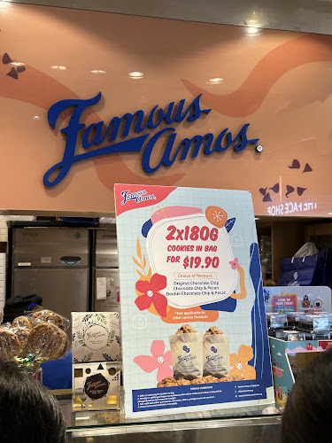 Famous Amos Wisma Atria - Hospitality and gastronomy