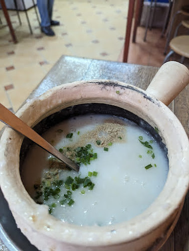 NO.5 Bukit Timah Live Bull Frog Claypot Porridge - Singapore