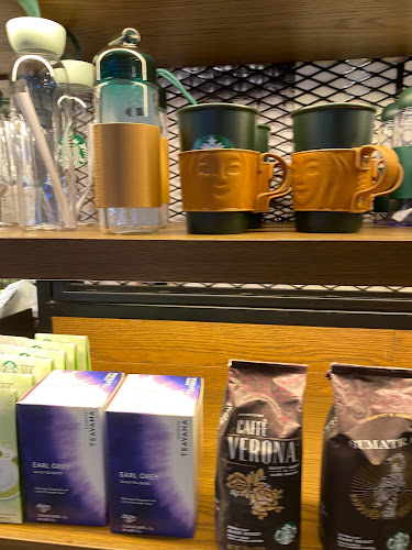Comentarii opinii despre Starbucks Ang Mo Kio Hub