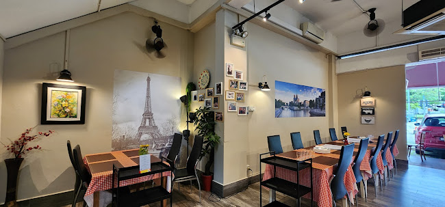 Micasa Kitchen & Bar - Singapore