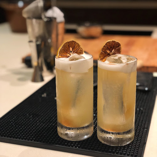 Opinii despre Bar 93 @ Horses’ Den în Singapore - Hospitality and gastronomy