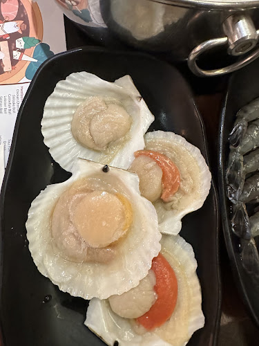 Suki-Ya (All you can eat shabu shabu) - Hospitality and gastronomy