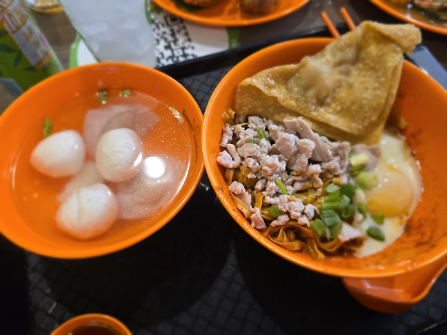 Opinii despre LiXin Teochew Fishball Noodles - Canberra în Singapore - Hospitality and gastronomy