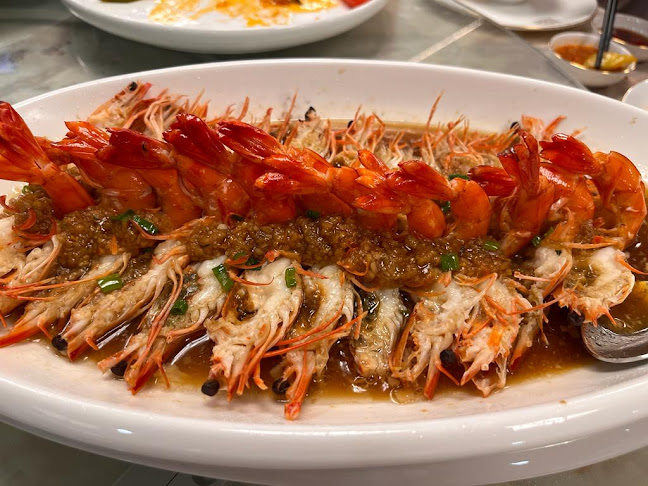 Blk 377 Hougang St. 32, #02-04 Hougang Rivercourt, Singapore 530377