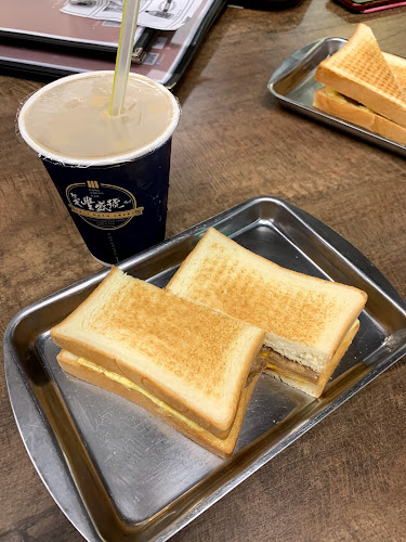 10 Paya Lebar Rd, #B2-04, Singapore 409057