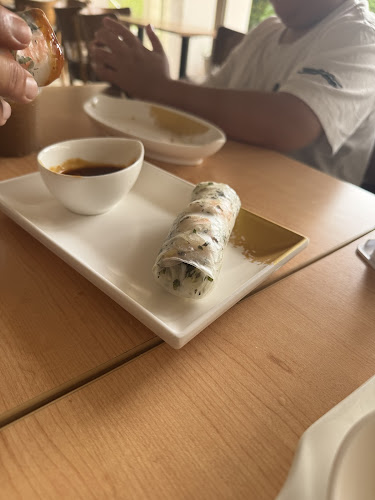 Blk 114 #01-345 Ang Mo Kio Avenue 4 next to 7-eleven, beside Mayflower Station Exit 1, 560114