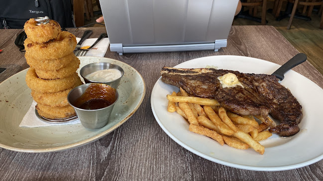 Comentarii opinii despre Hard Rock Cafe