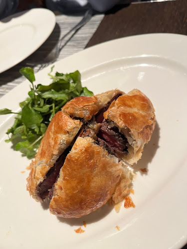 Wooloomooloo Steakhouse Singapore - Hospitality and gastronomy