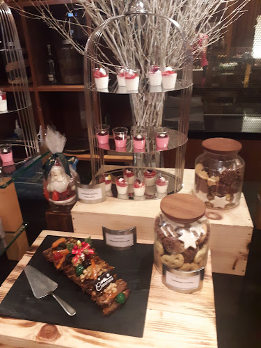 Element Restaurant Amara Singapore - Hospitality and gastronomy