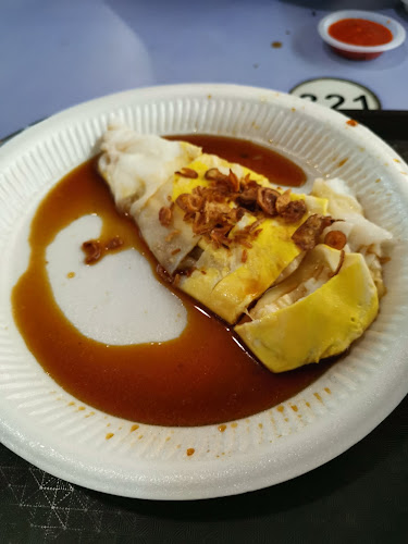 Freshly Made Chee Cheong Fun - Singapore
