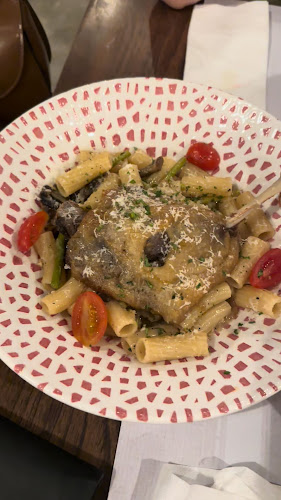 5 by Sans-Façon - Singapore