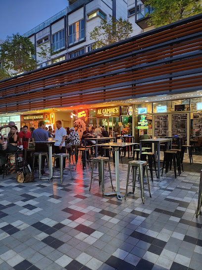 Al Capone's NEWest Mall