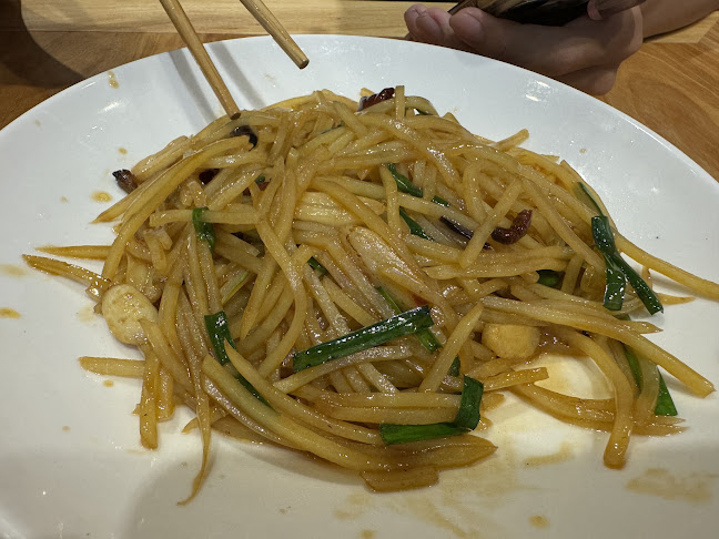 Wen Zhang Lao Mian 文章捞面