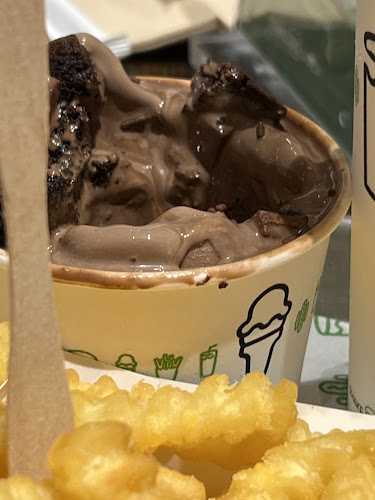 Shake Shack 89 Neil Road