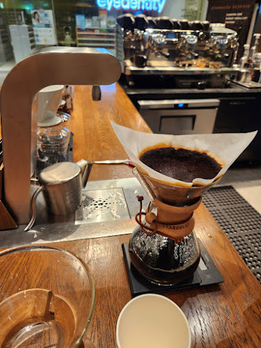 Opinii despre Starbucks Reserve în Singapore - Hospitality and gastronomy