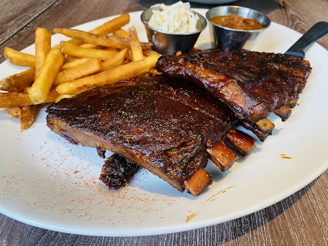 Hard Rock Cafe - Hospitality and gastronomy