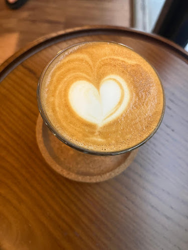 Comentarii opinii despre Ji Yue Coffee (集月咖啡)