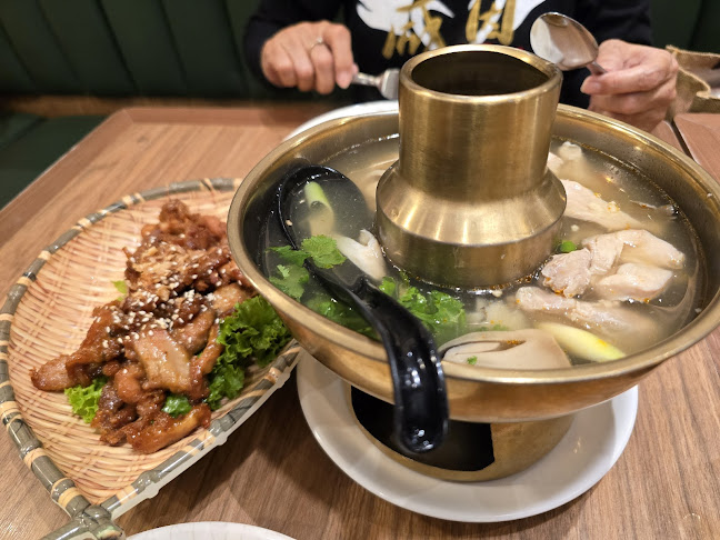 Opinii despre Sanook Kitchen - PLQ Mall în Singapore - Hospitality and gastronomy