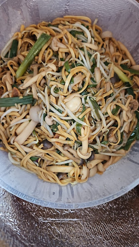 Crab Delivery Singapore by 8 Crabs - Hospitality and gastronomy