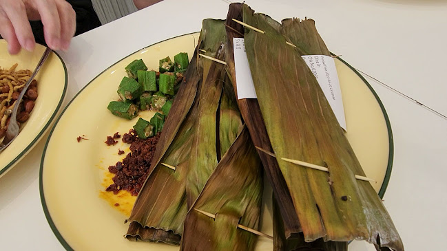 Opinii despre Ponggol Nasi Lemak în Singapore - Hospitality and gastronomy