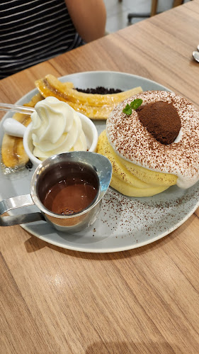 Flipper's Westgate - Hospitality and gastronomy