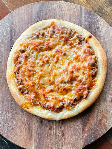 Jentan's Kitchen (The Pizza Lady) - Singapore