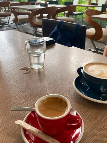 Opinii despre Vivavox în Singapore - Hospitality and gastronomy