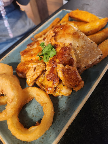 1 HarbourFront Walk, #01-57 VivoCity, Singapore 098585