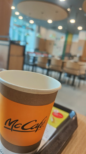 Opinii despre McDonald's ARC în Singapore - Hospitality and gastronomy