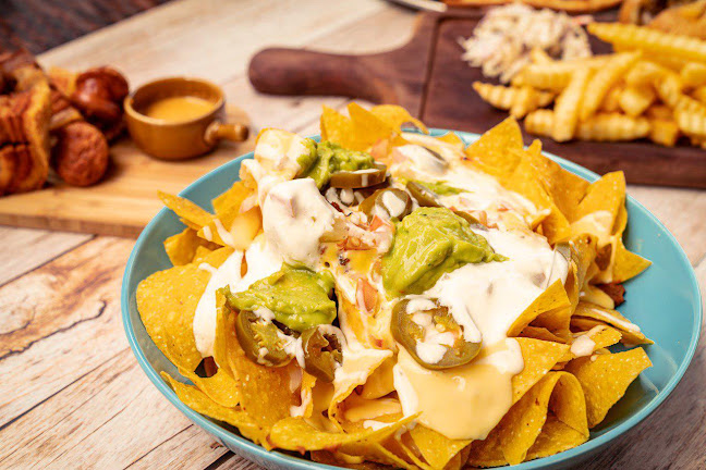 Comentarii opinii despre Bones 'n Barrels Alexandra